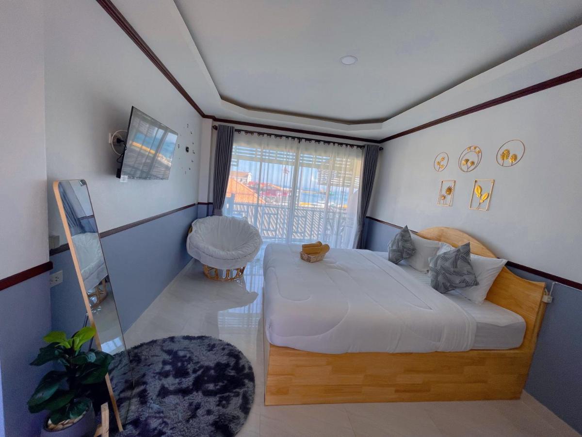 Baan Tipsukon Bed & Breakfast Ko Lan Bagian luar foto