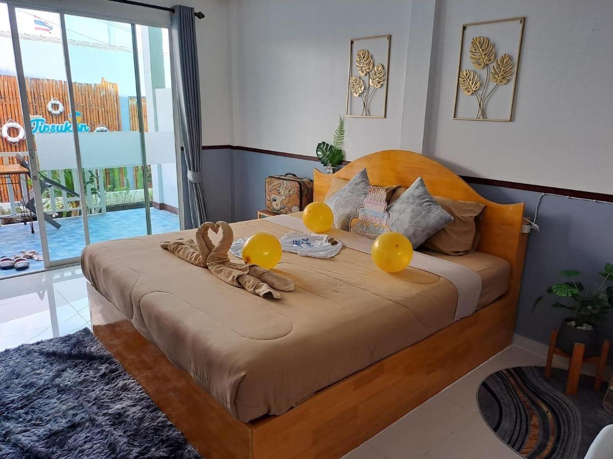Baan Tipsukon Bed & Breakfast Ko Lan Bagian luar foto